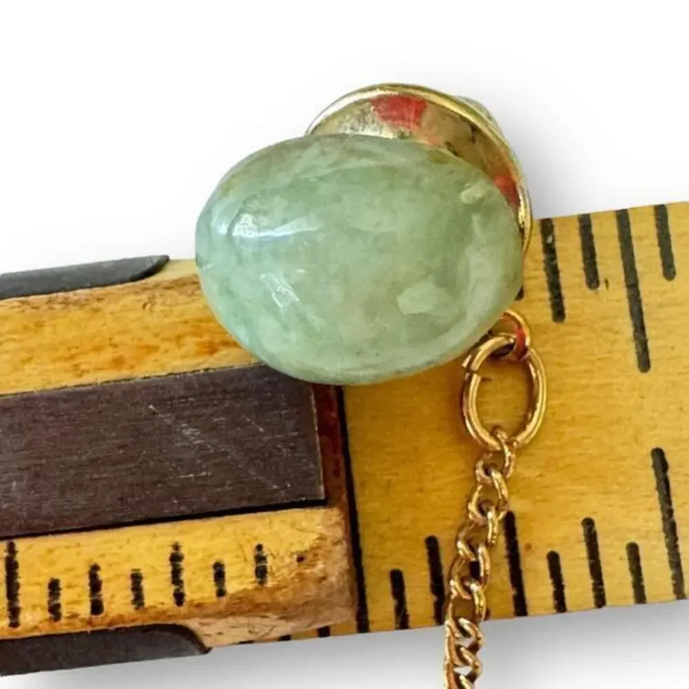 Vintage Round Gold Tone Jade Green Prong Set Center Stone Tie Tack/Pin Jadeite
